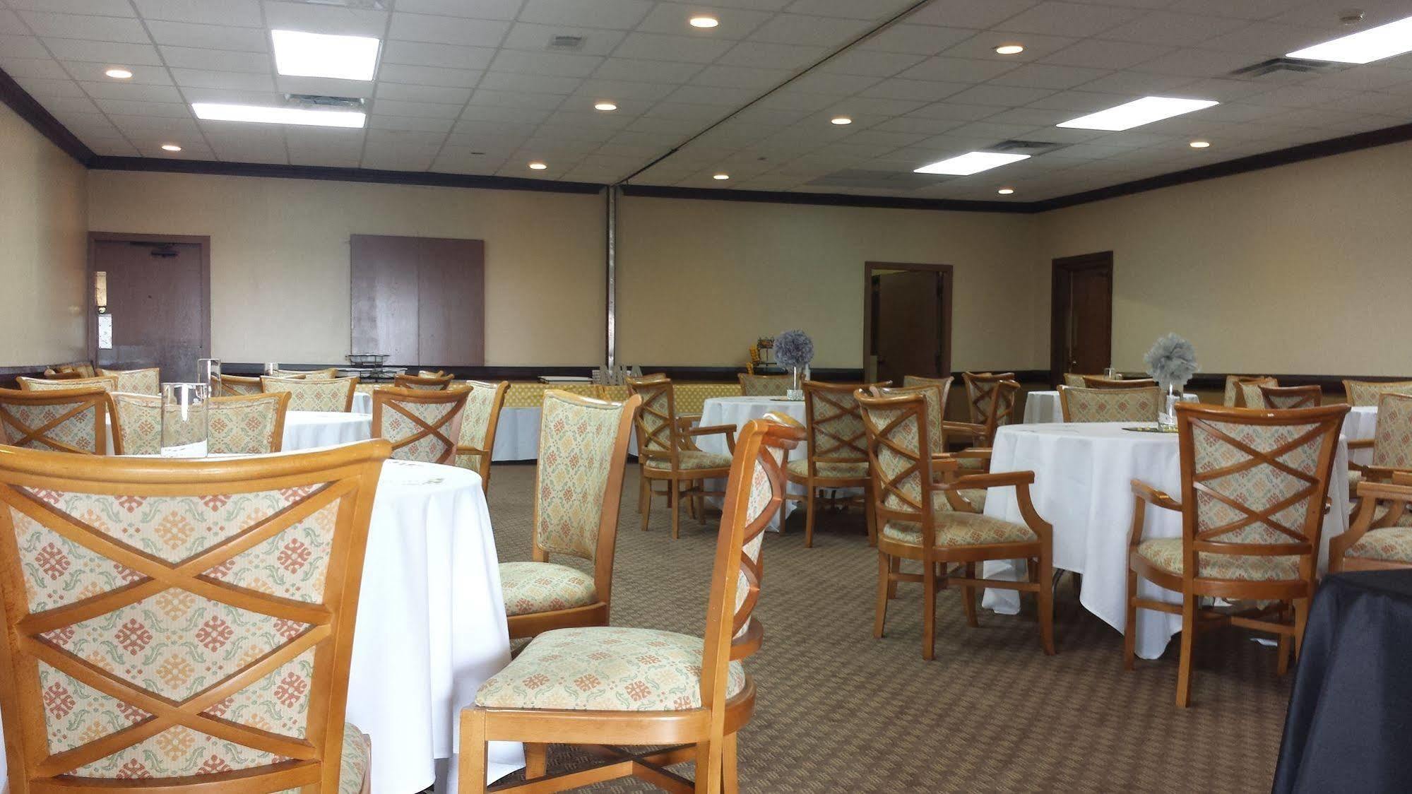 Rodeway Inn Duncanville Εξωτερικό φωτογραφία