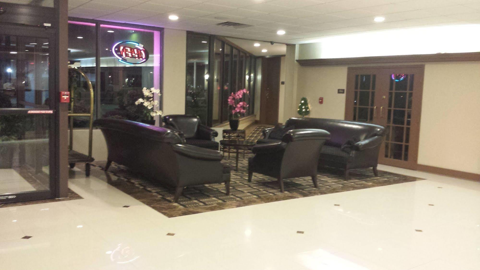 Rodeway Inn Duncanville Εξωτερικό φωτογραφία